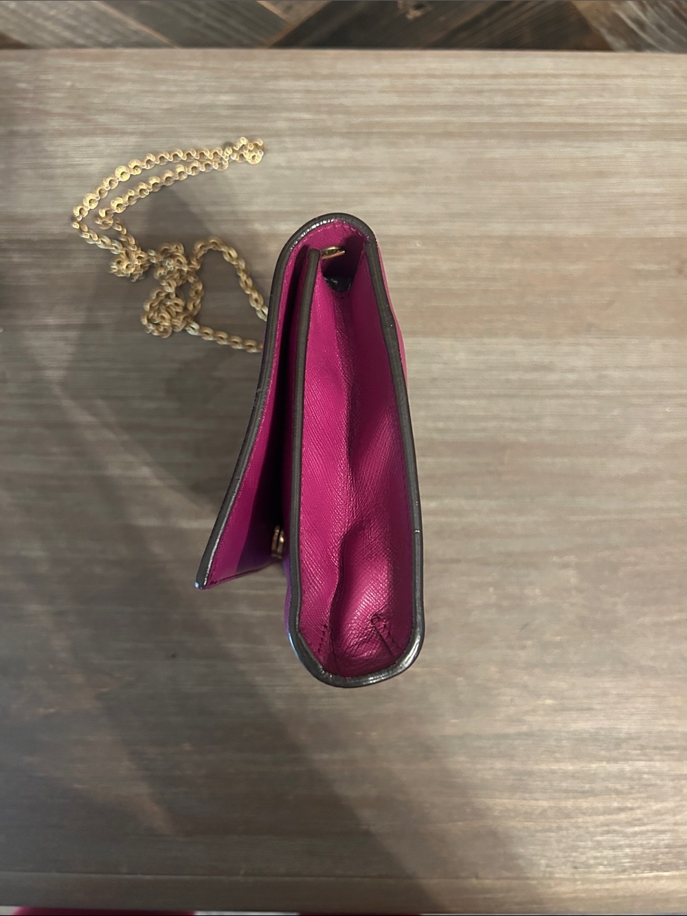 Salvatore Ferragamo Vara Bow Shoulder Bag - Picture 4 of 8